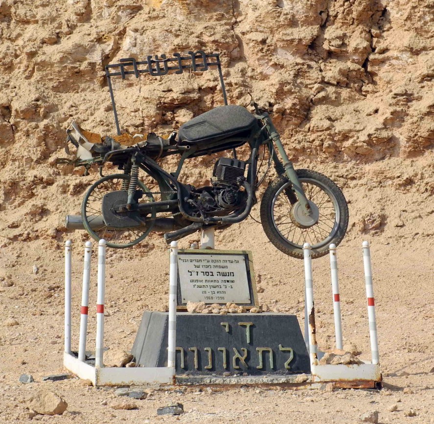 Motorcyclist memorial statue