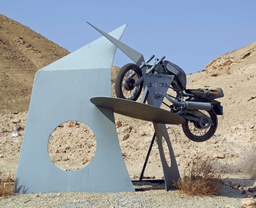 Motorcyclist memorial statue