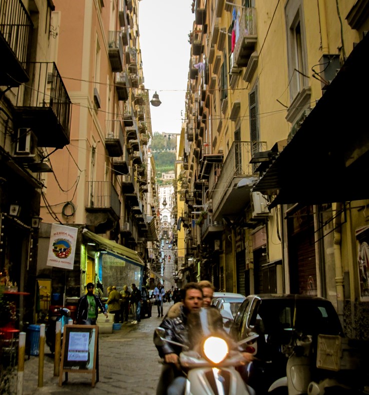 Narrow streets of Napoli